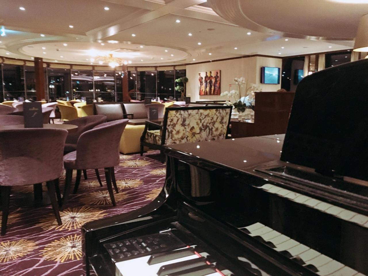 Select Ms Charles Dickens Neuss Hotel Bagian luar foto